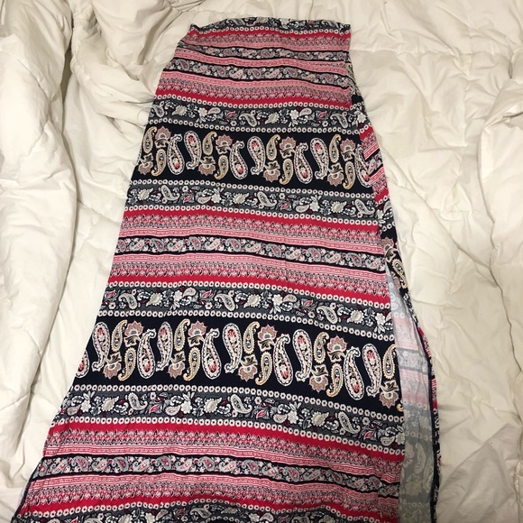 Beautiful Tribal Pattern Maxi Skirt - Picture 3 of 4